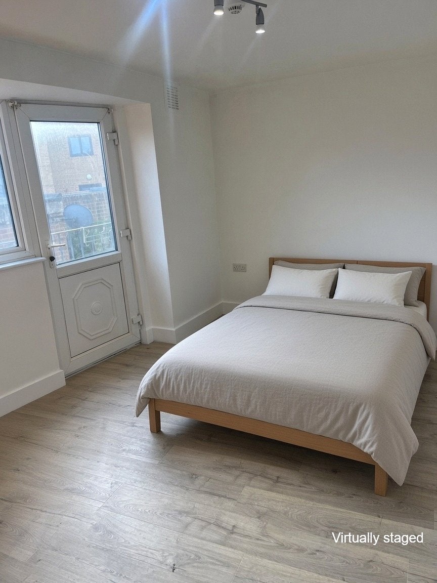 Flat Mapesbury Mews in Greater London
