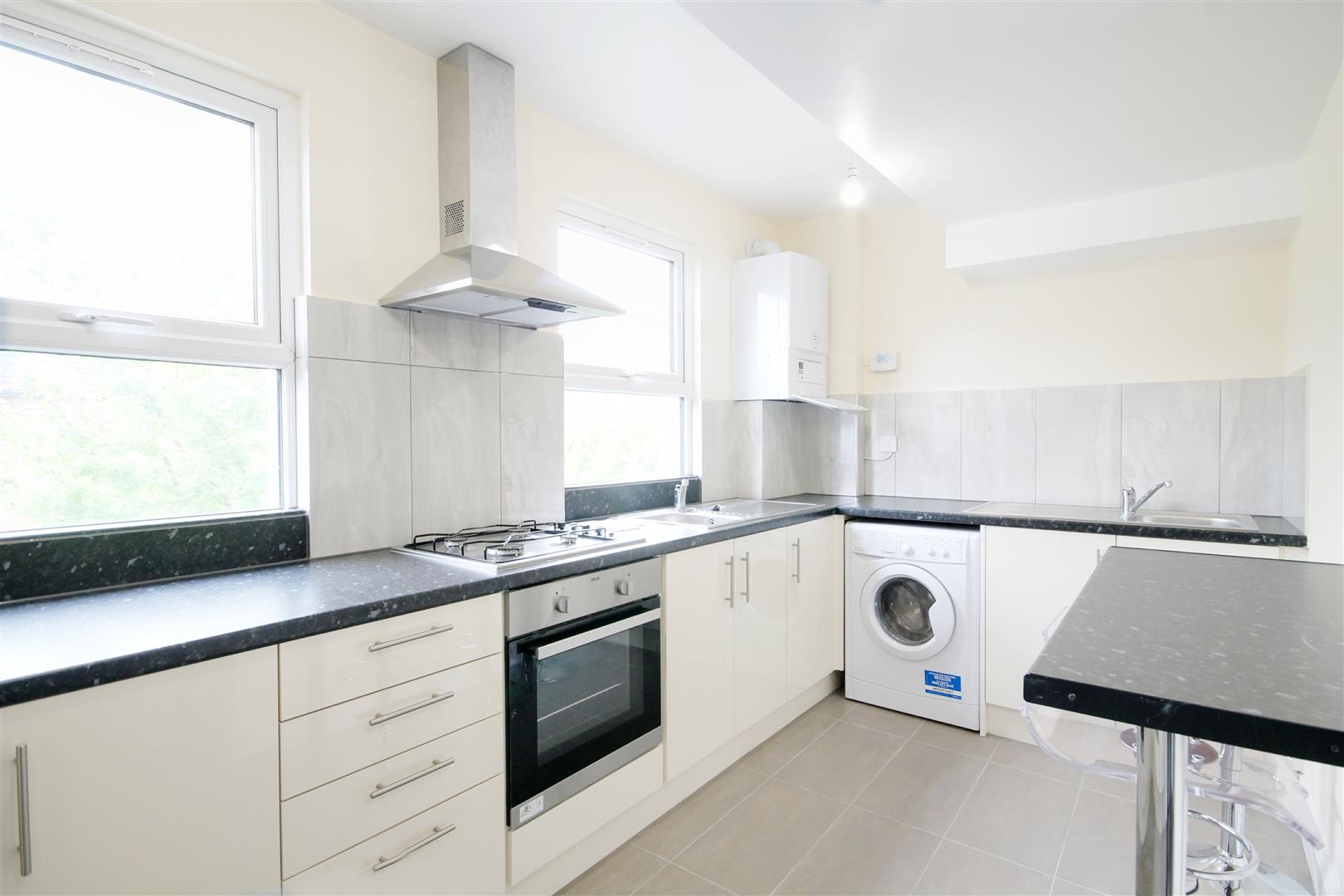 Room Denzil Road in Greater London