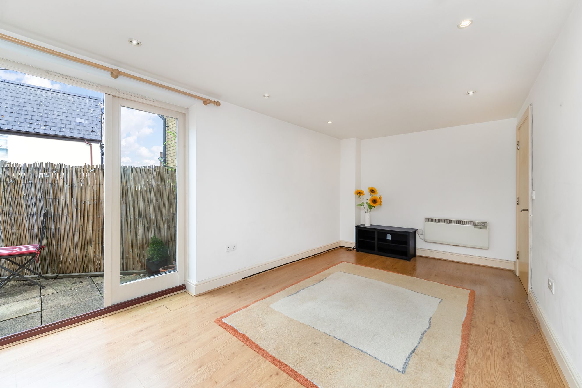 Flat Jepps Lane in Royston