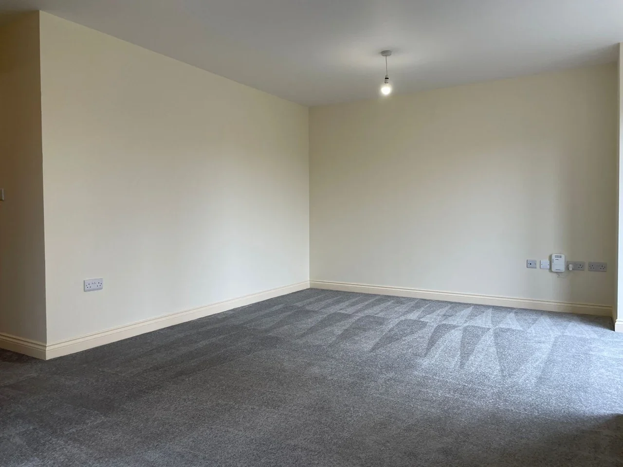 Flat Jeremiah Drive in Archdeacon Newton