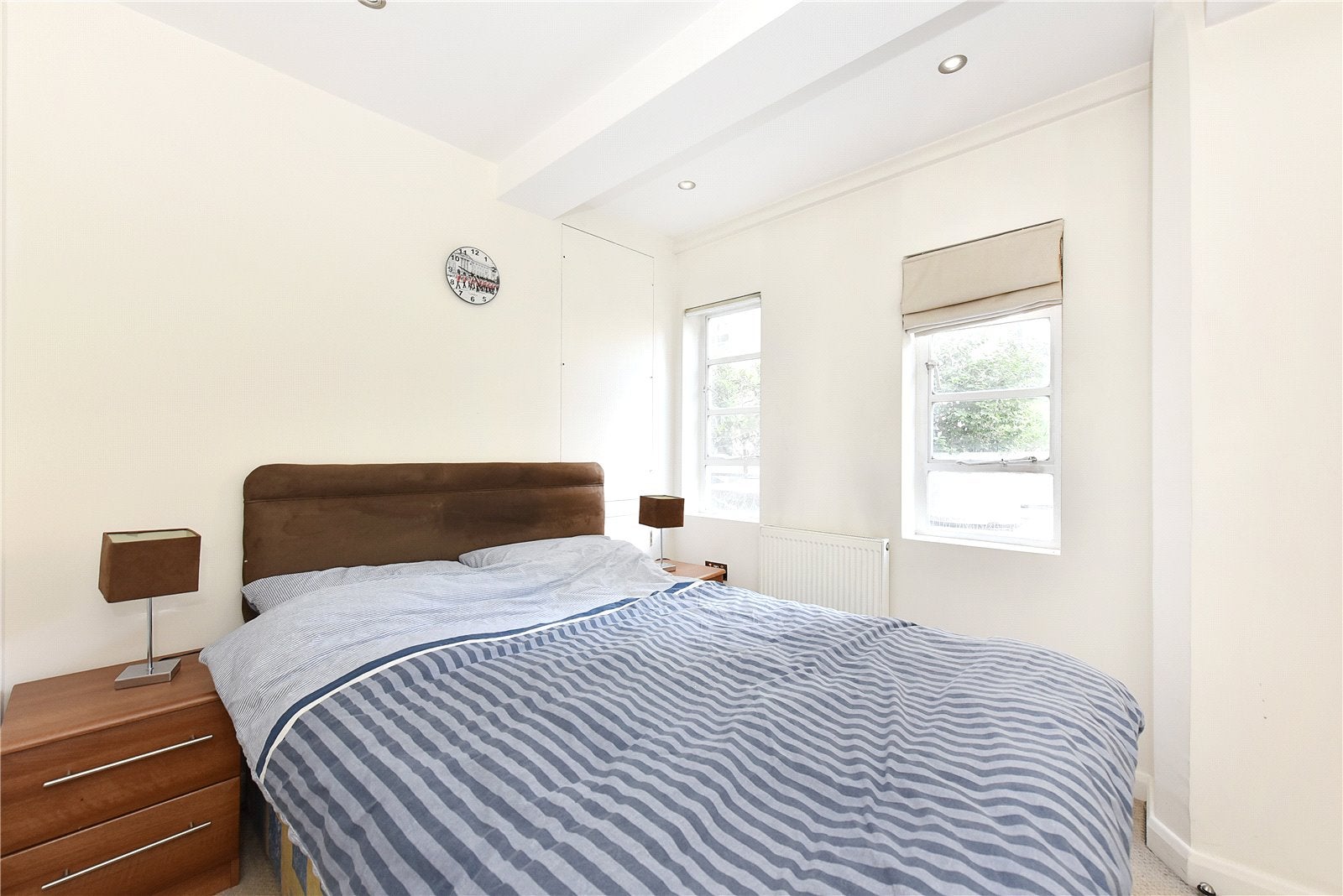 Flat Sloane Avenue in Greater London