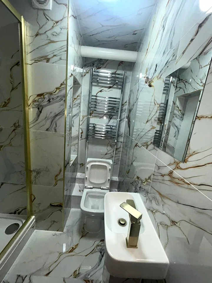 Room Whiteoaks Lane in Greater London