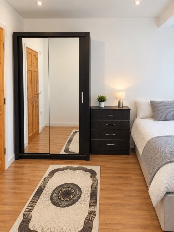 Room Glentworth Place in Slough