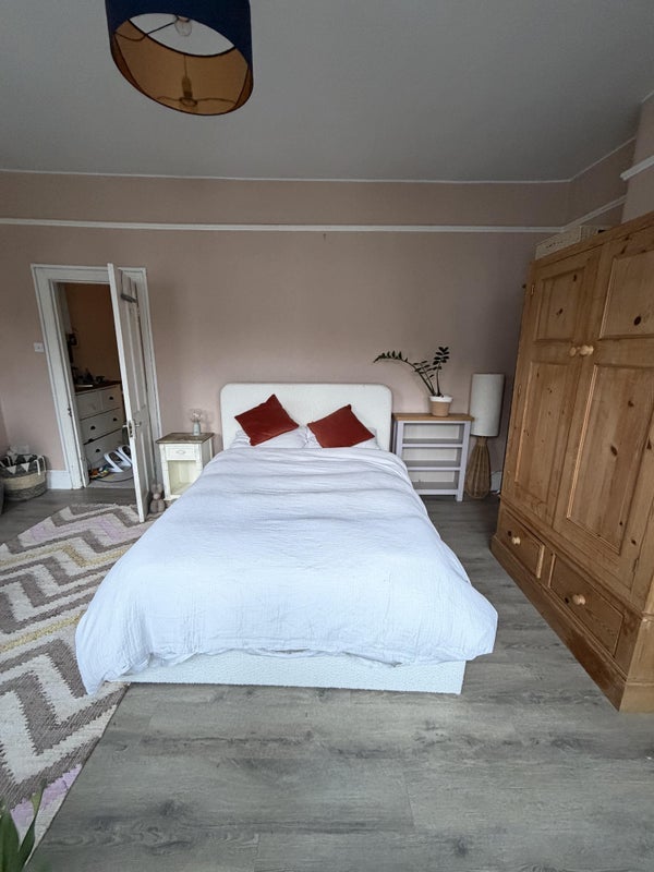 Room Kilkie Street in Greater London