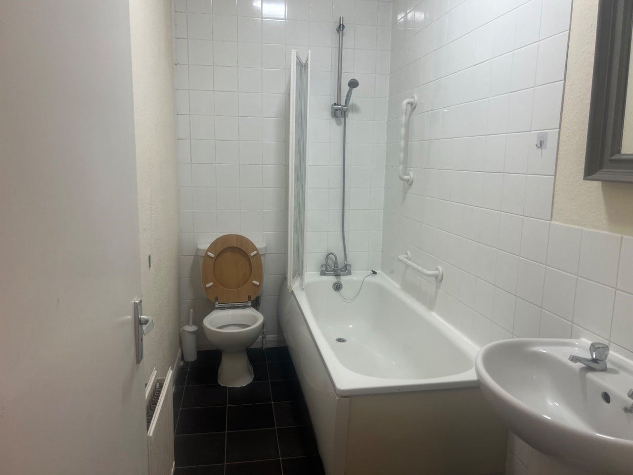 Flat Westbourne Gardens in Portslade by Sea