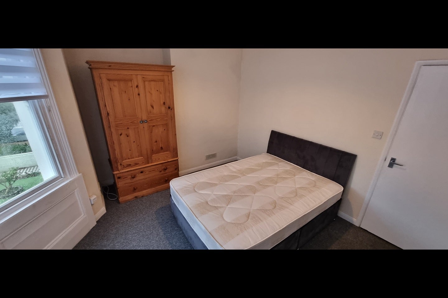 Flat Westbourne Gardens in Portslade by Sea