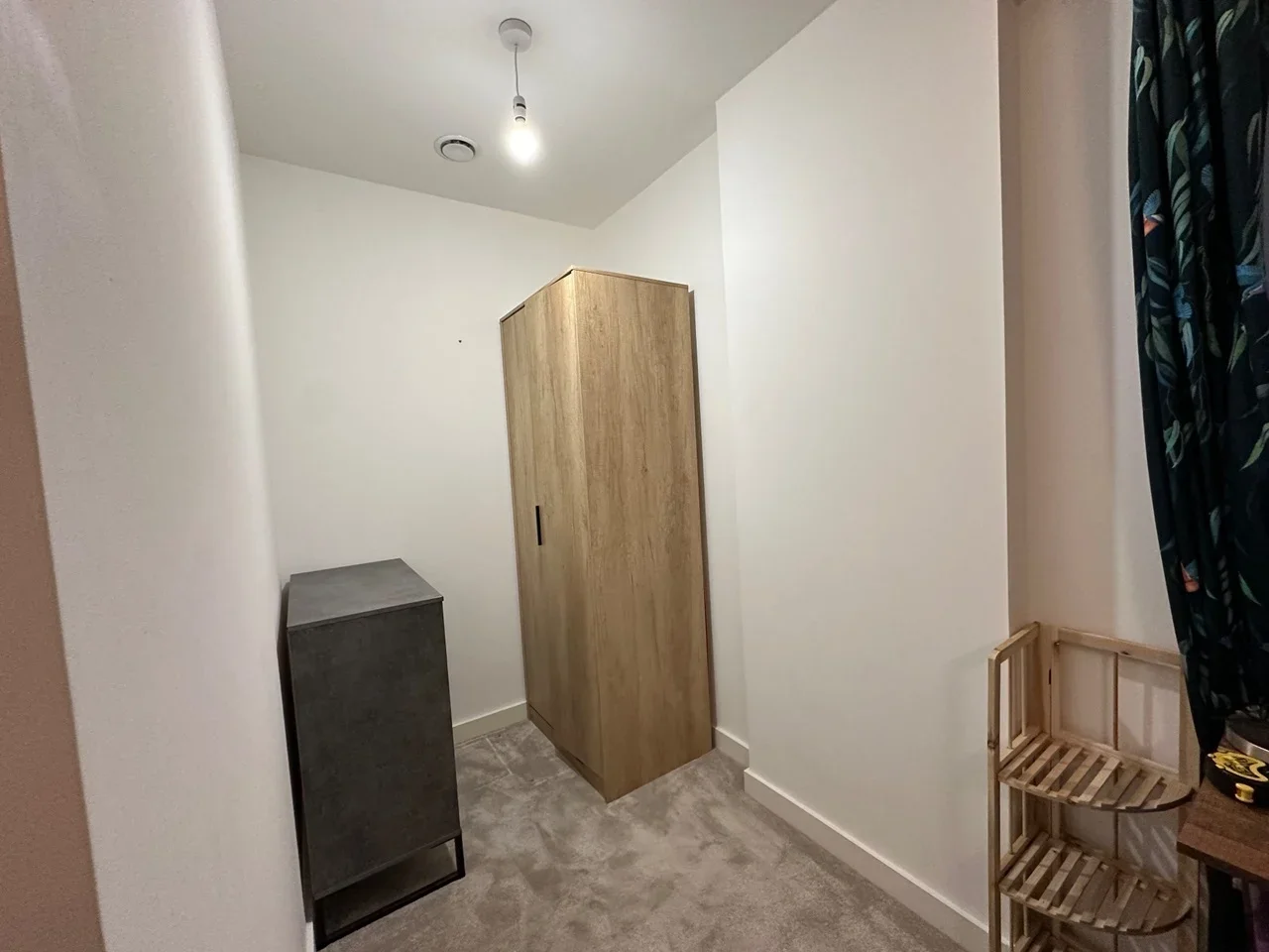 Room Thunderer Street in Greater London