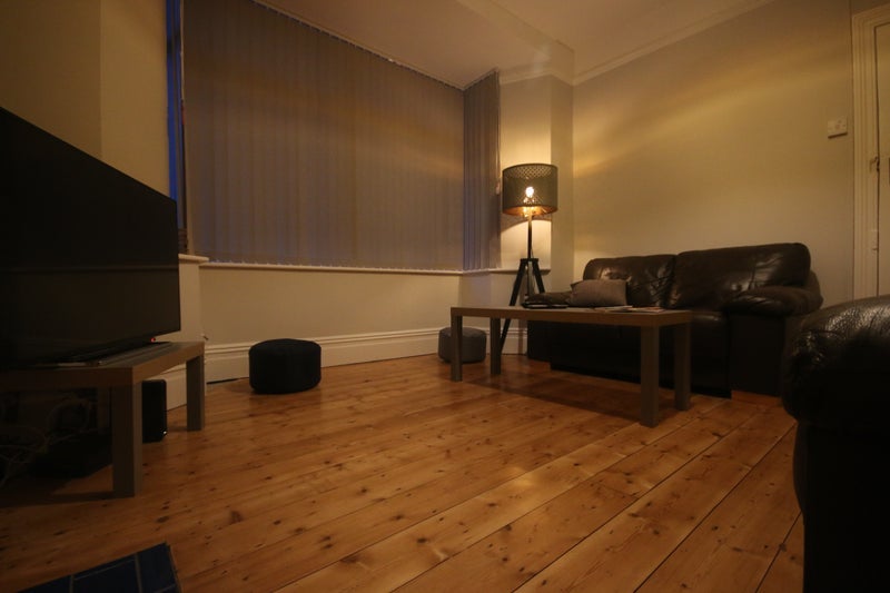Room John Place in Pontypridd
