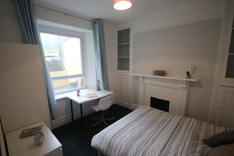 Room John Place in Pontypridd