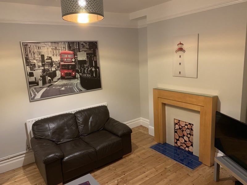 Room John Place in Pontypridd