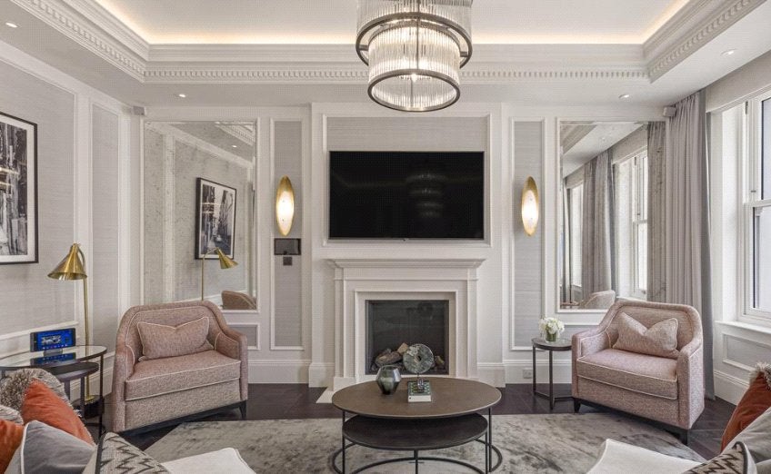 Flat Prince of Wales Terrace in Greater London