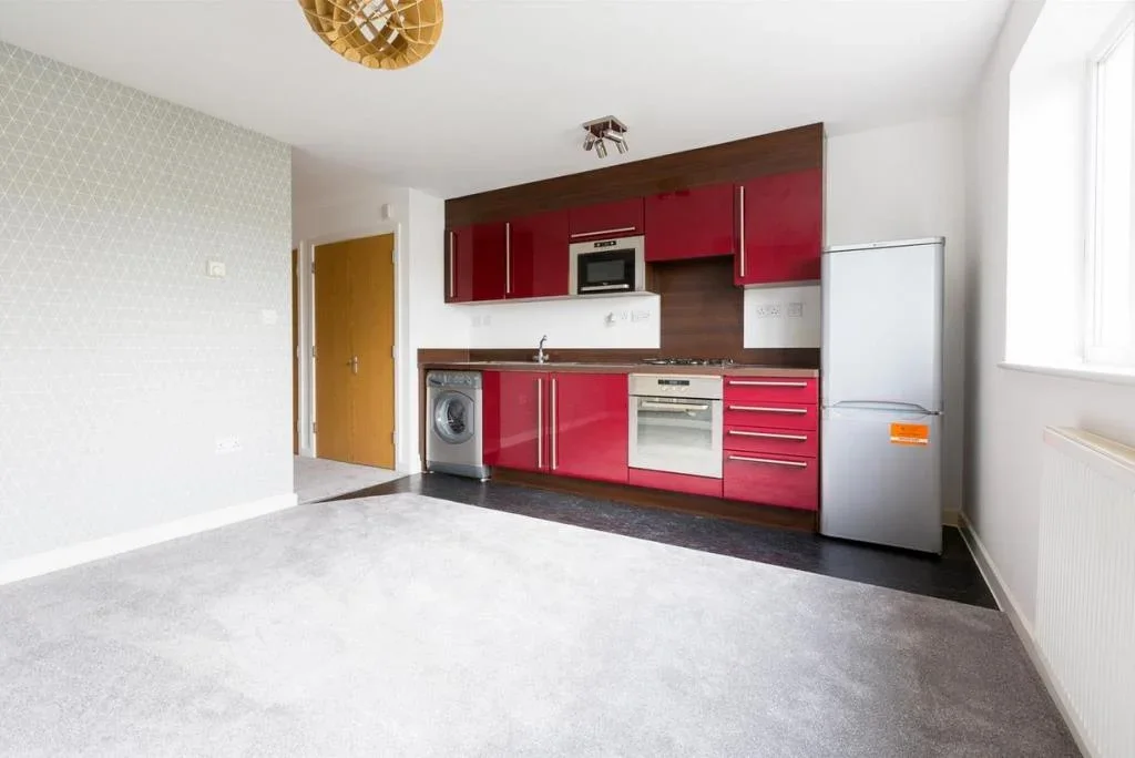 Flat Hawker Place in Greater London