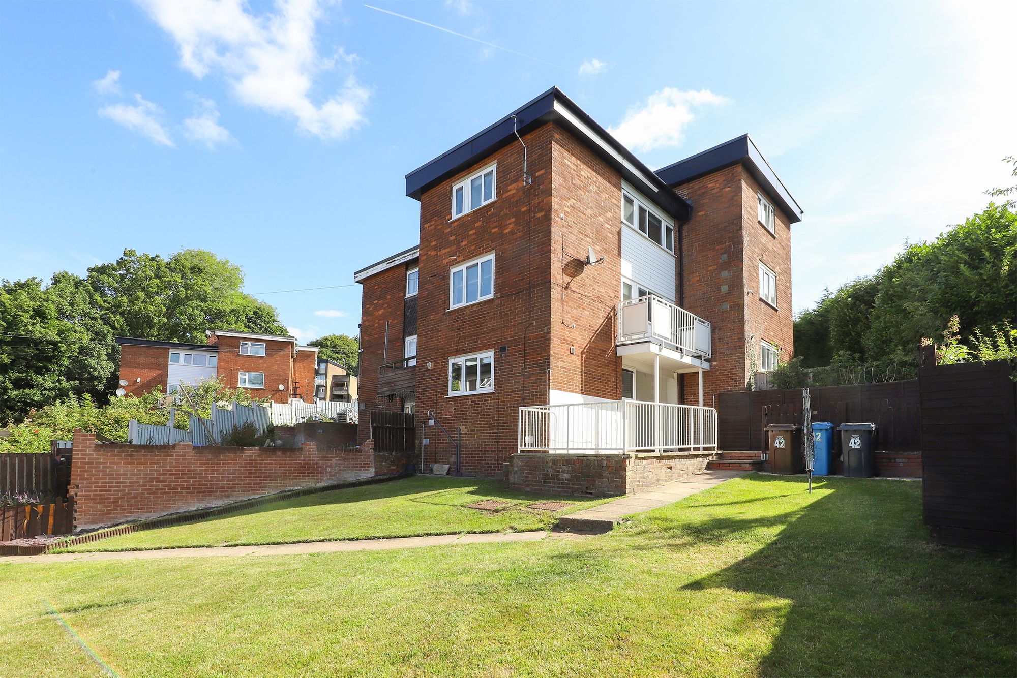 House Spring Close Mount in Sheffield