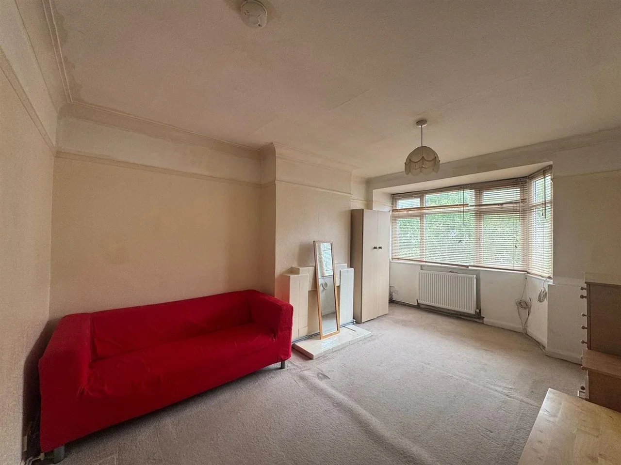 Flat Grosvenor Road in Greater London