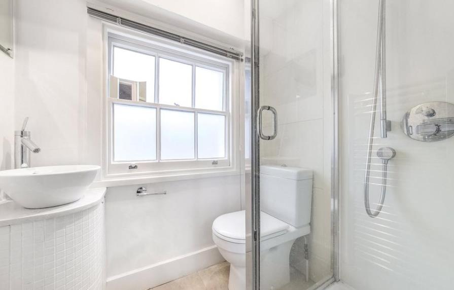 Flat Lisson Grove in City of Westminster