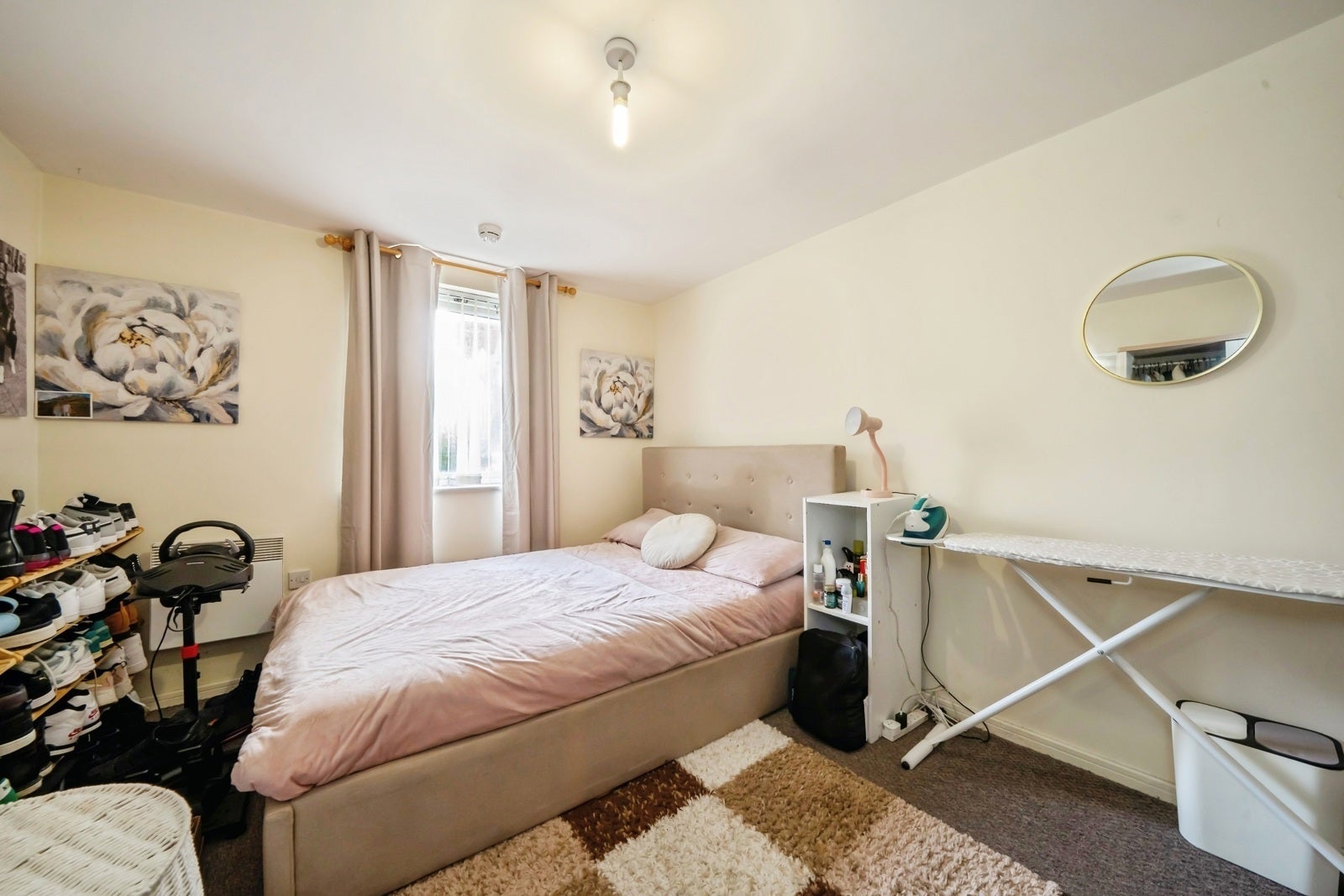 Flat Dutton Court in Warrington
