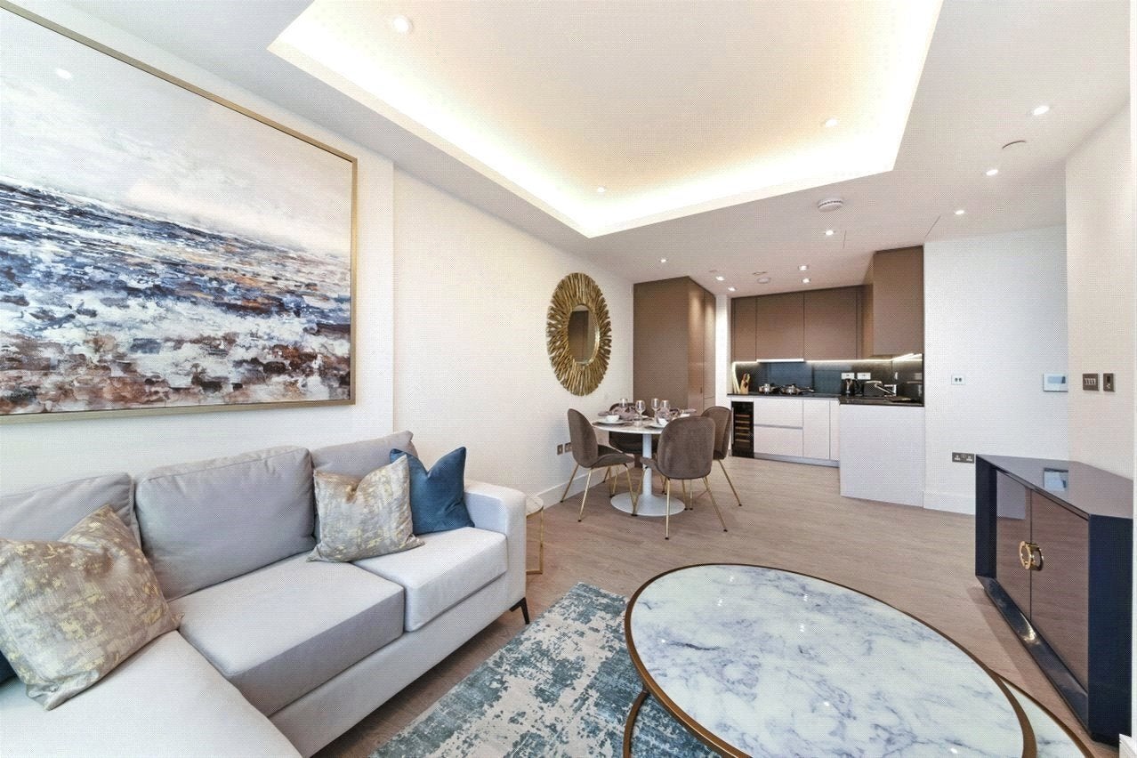 Flat Dingley Road in Greater London