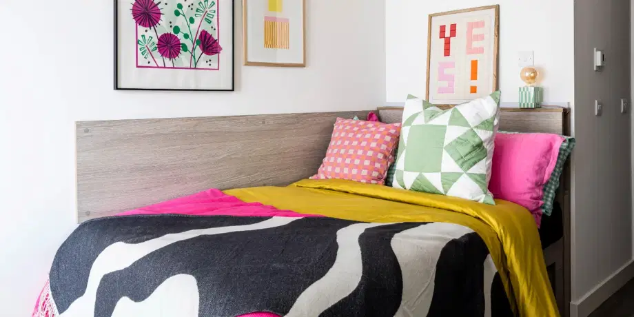 Room Weston Street in Greater London