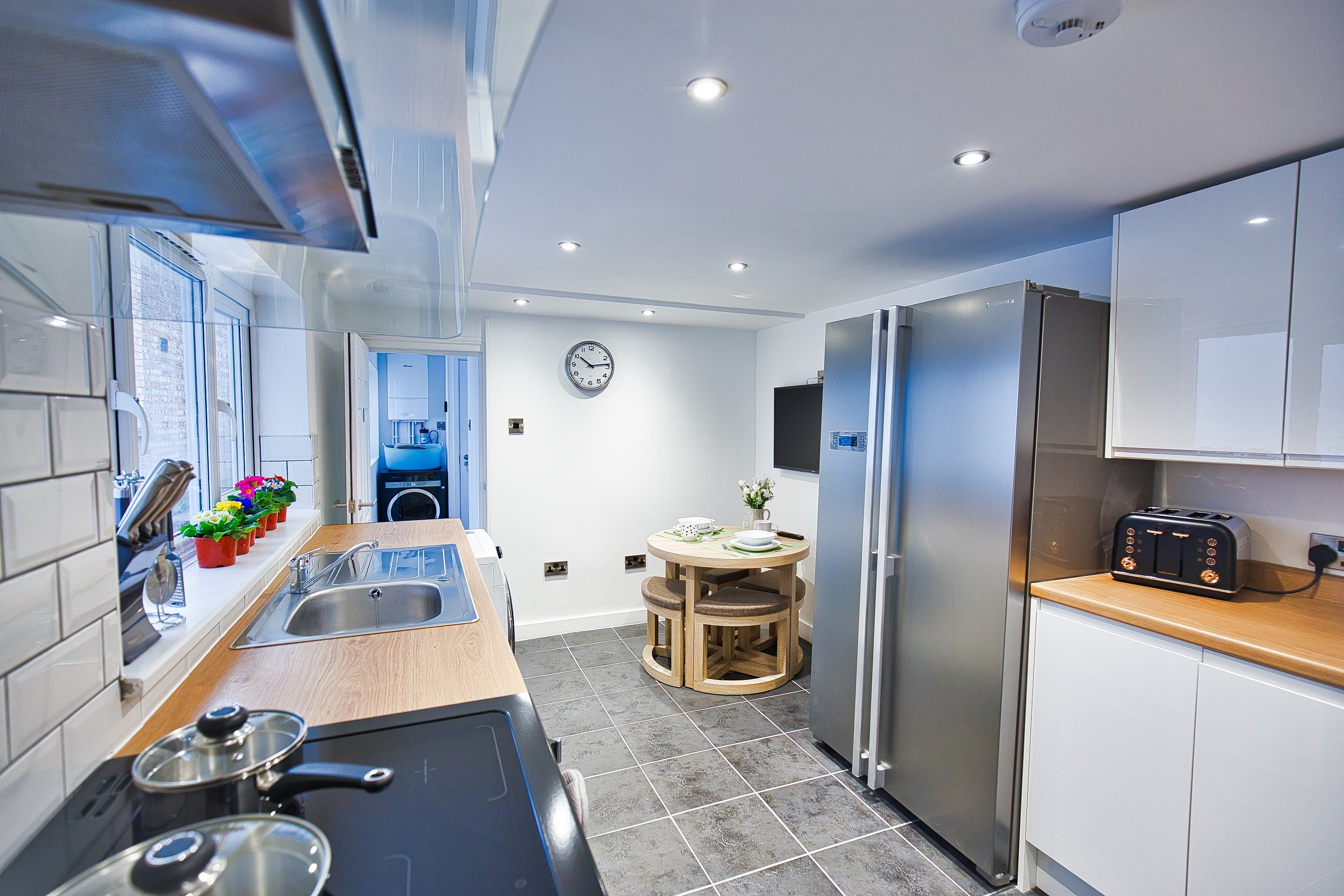 Room Wellington Street in Gravesham