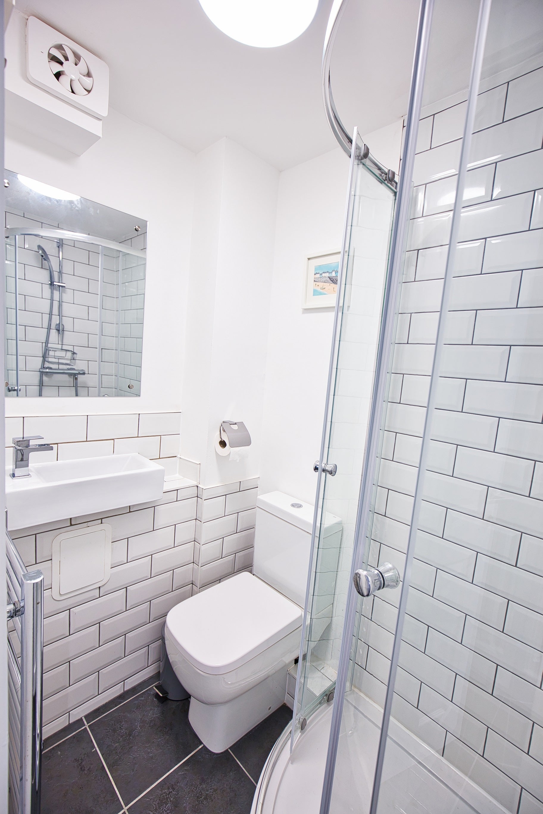 Room Wellington Street in Gravesham
