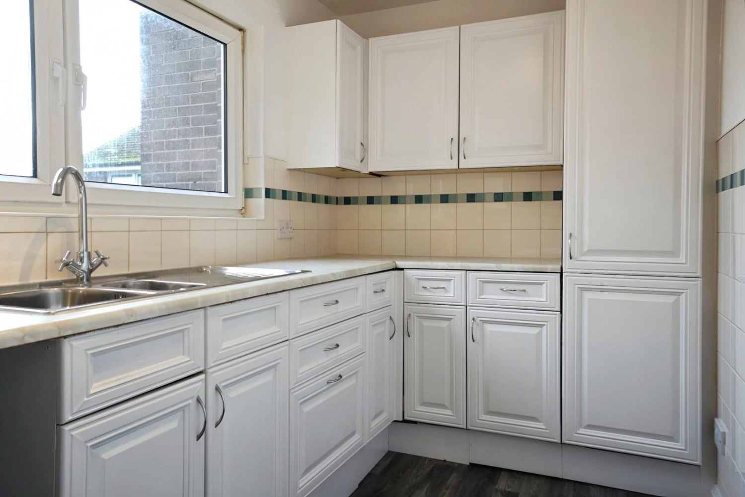 Flat Coombe Place in Sheffield