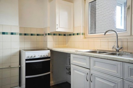 Flat Coombe Place in Sheffield