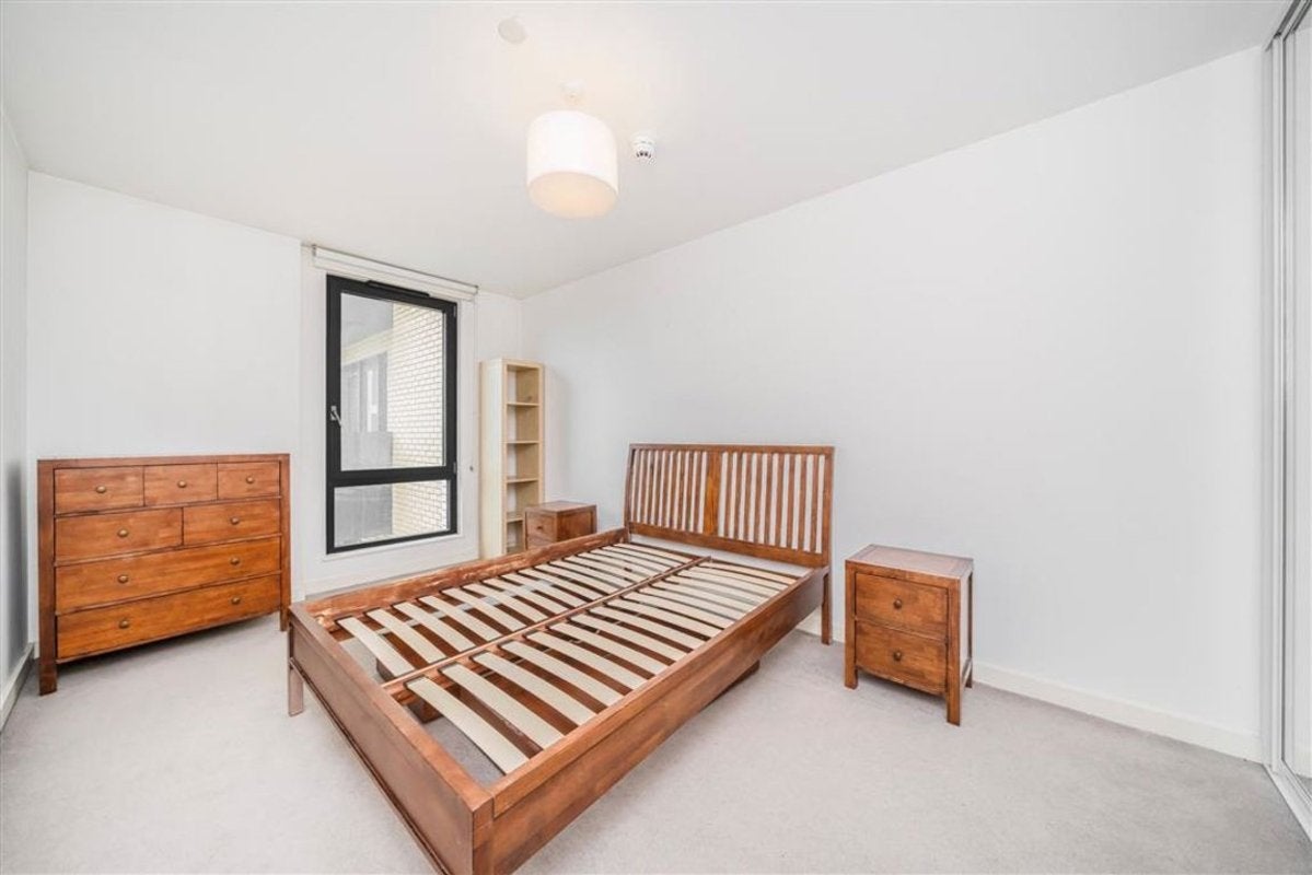 Flat Palmers Road in Greater London