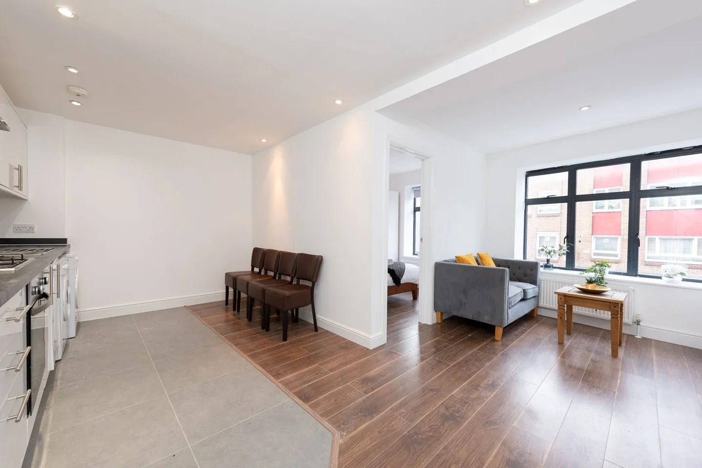 Flat Hoxton Street in Greater London