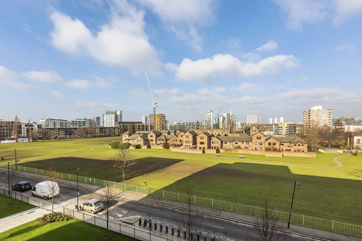Flat Lindfield Street in Greater London