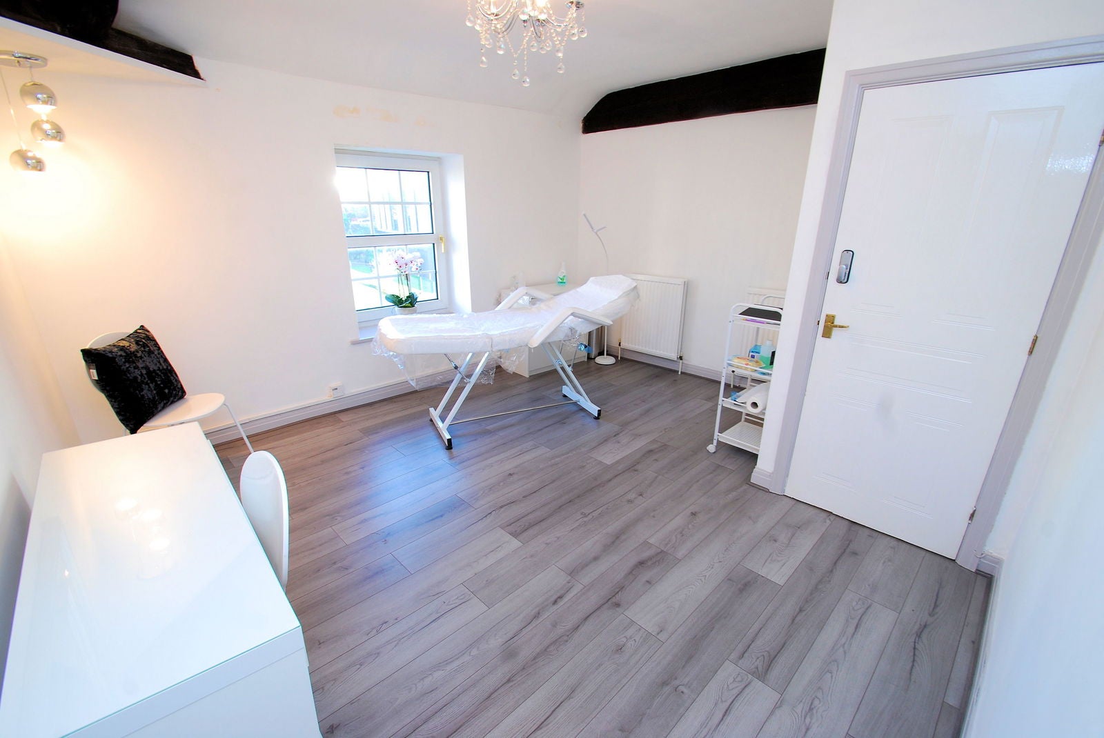 Room Shambles Street in Barnsley