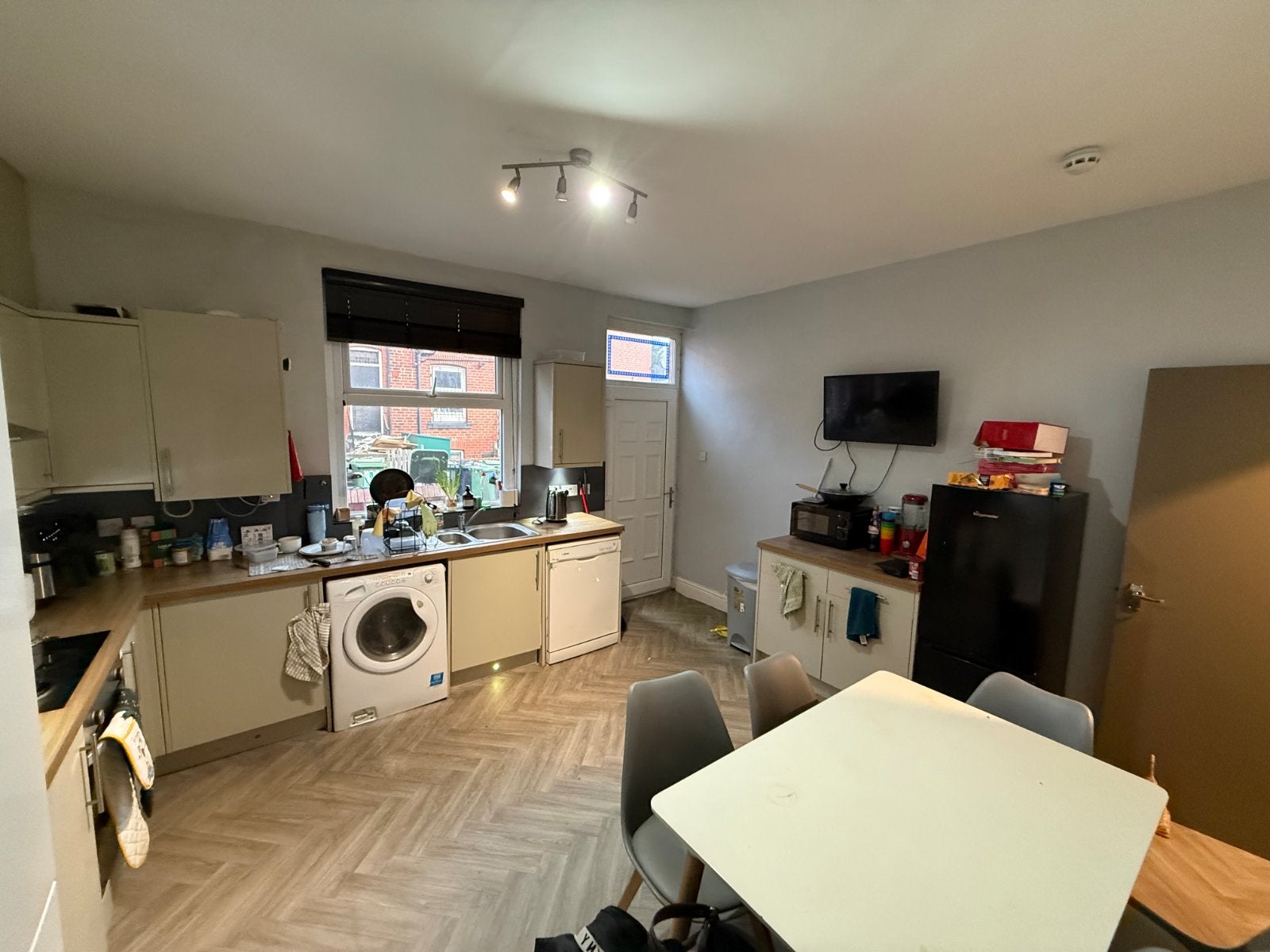 House Back Hessle Mount in Leeds