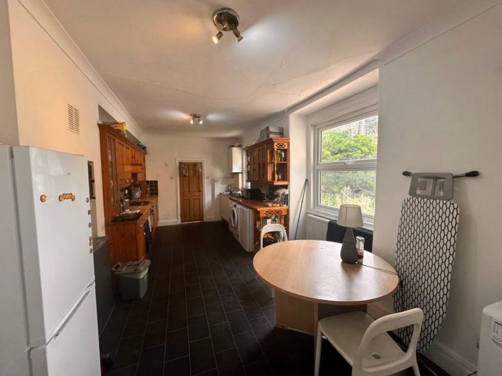 Room Lee High Road in Greater London