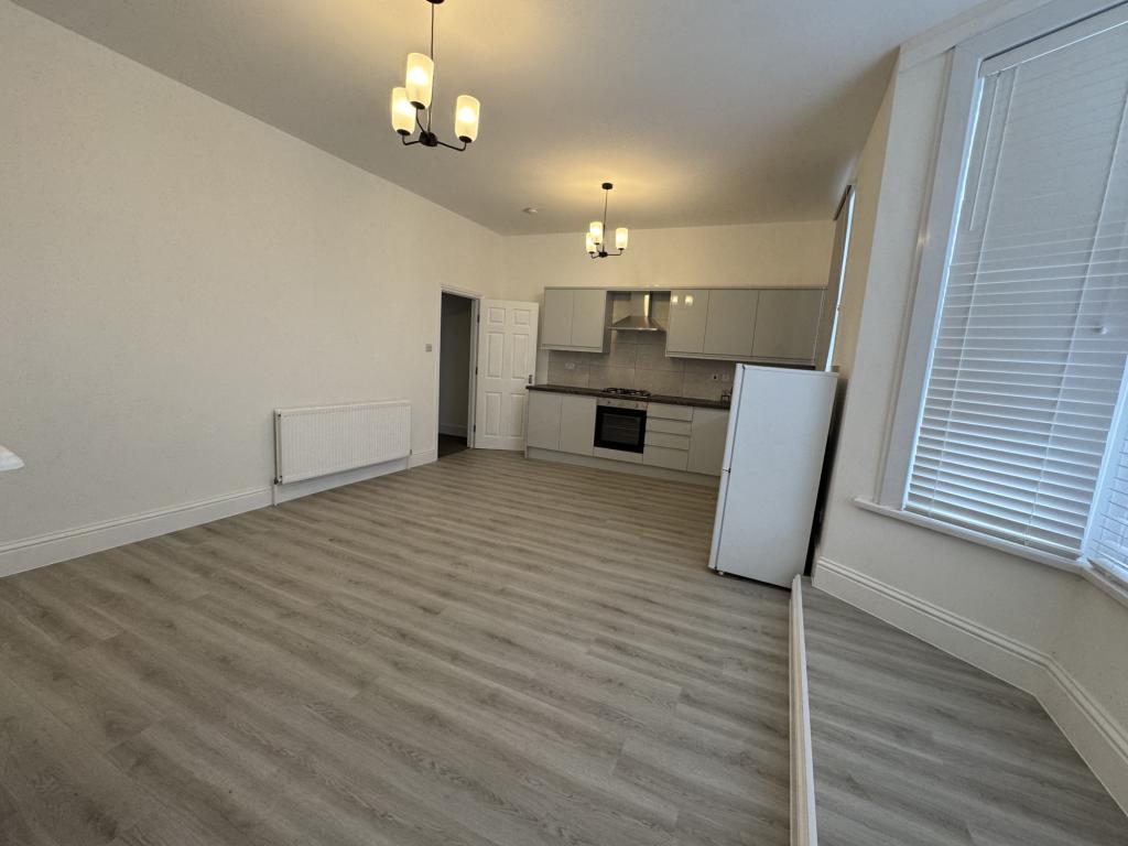 Flat High Road Leytonstone in Greater London