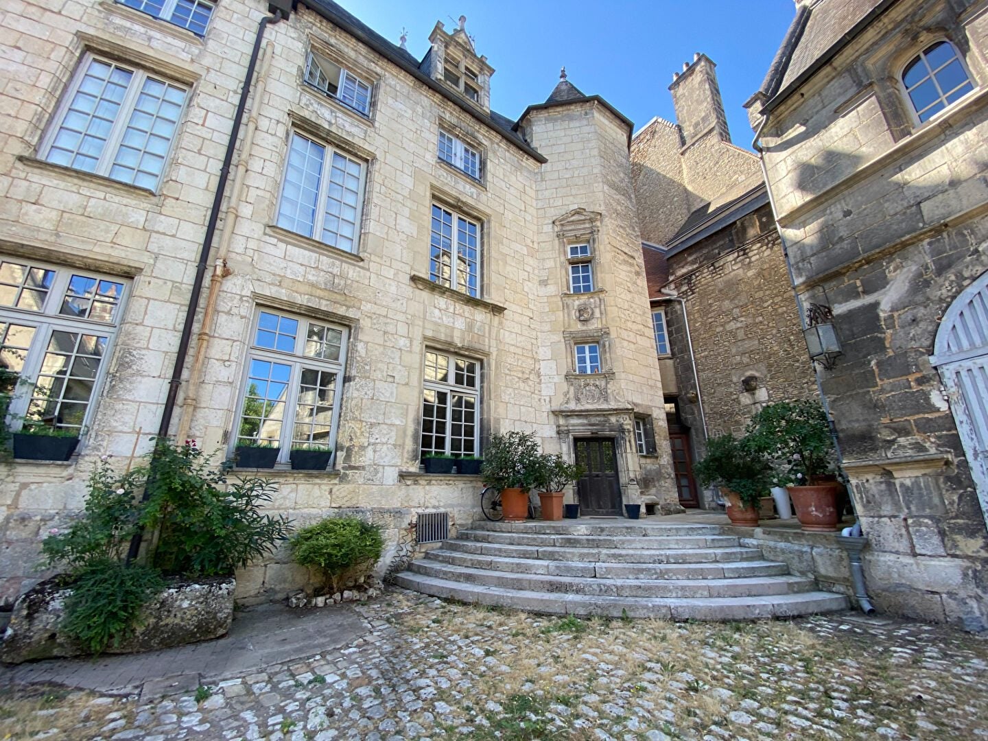 Appartement Rue Porte Jaune à Bourges