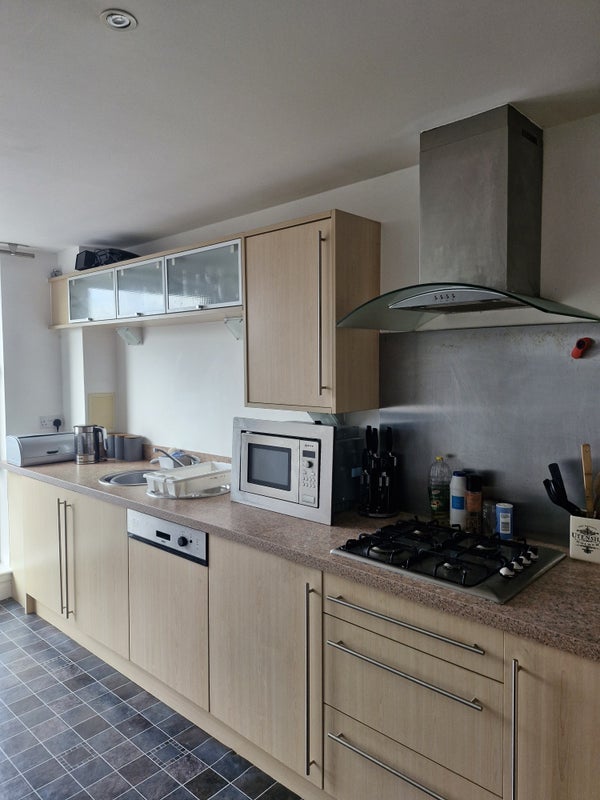 Room East Pilton Farm Crescent in City of Edinburgh