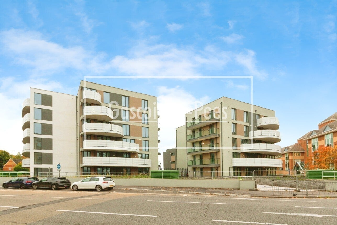 Flat Oak Road in Rushmoor