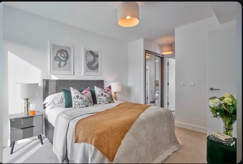 Room North Periphery in Greater London
