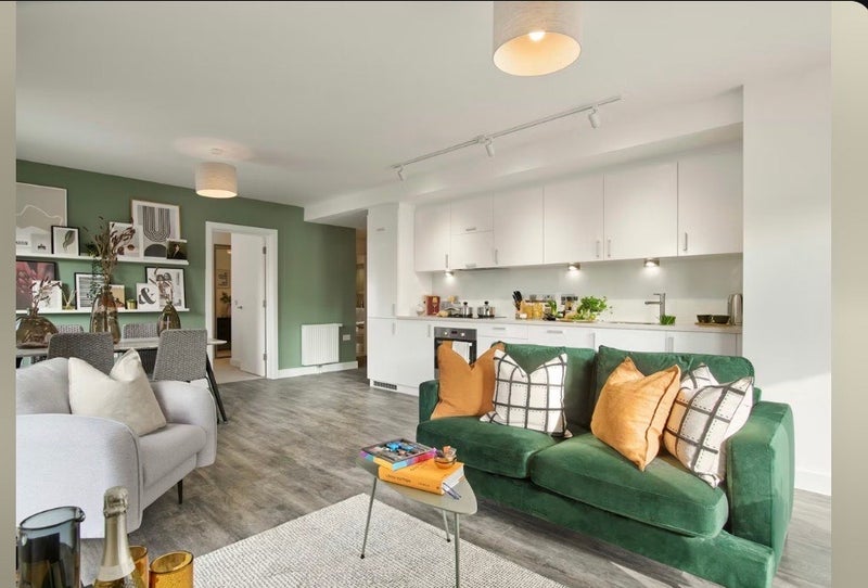 Room North Periphery in Greater London