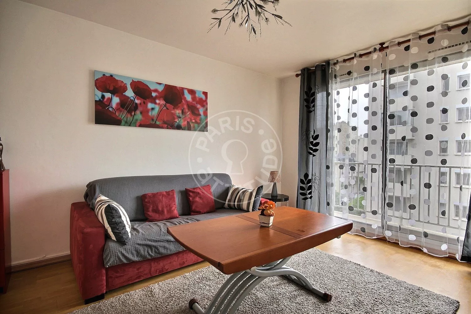 Flat Rue de Lourmel in Paris
