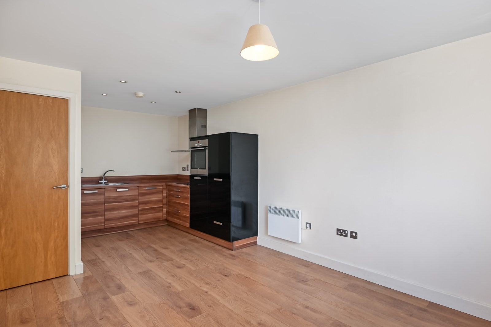 Flat Birch Close in Huntington