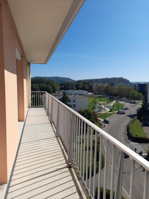 Flat Avenue du Dauphiné in Bourgoin-Jallieu