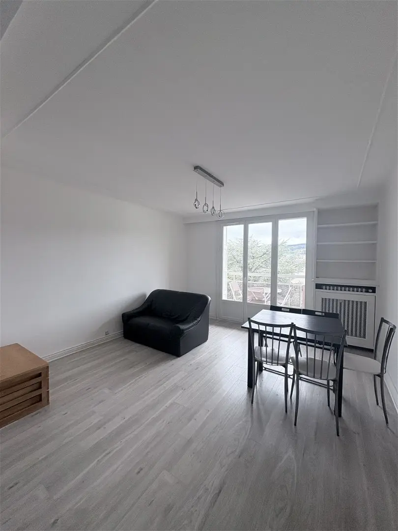 Appartement Impasse de la Vivaraize à Saint-Étienne