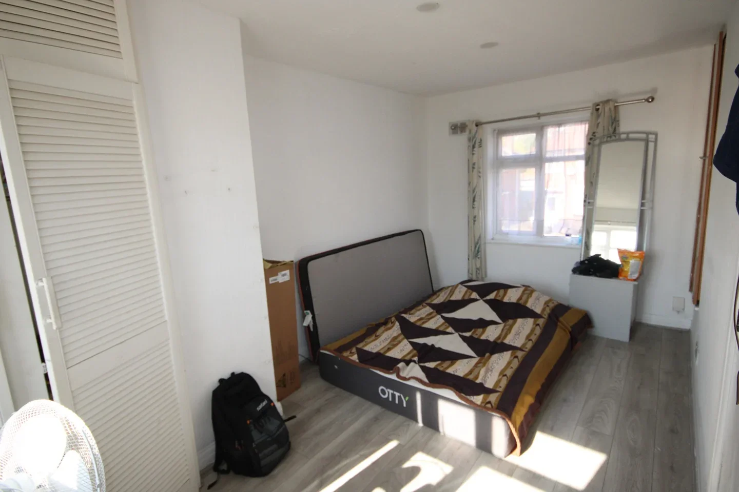 House Carlyon Road in Greater London