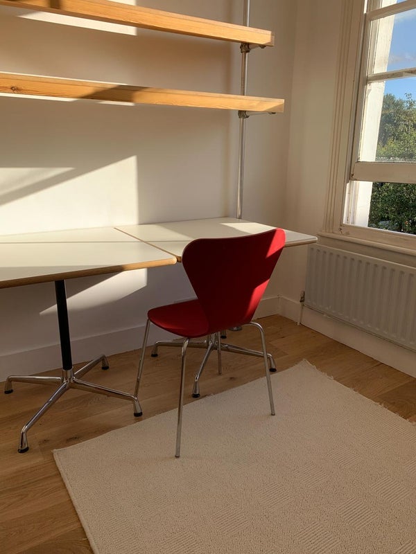 Room Ravenslea Road in Greater London