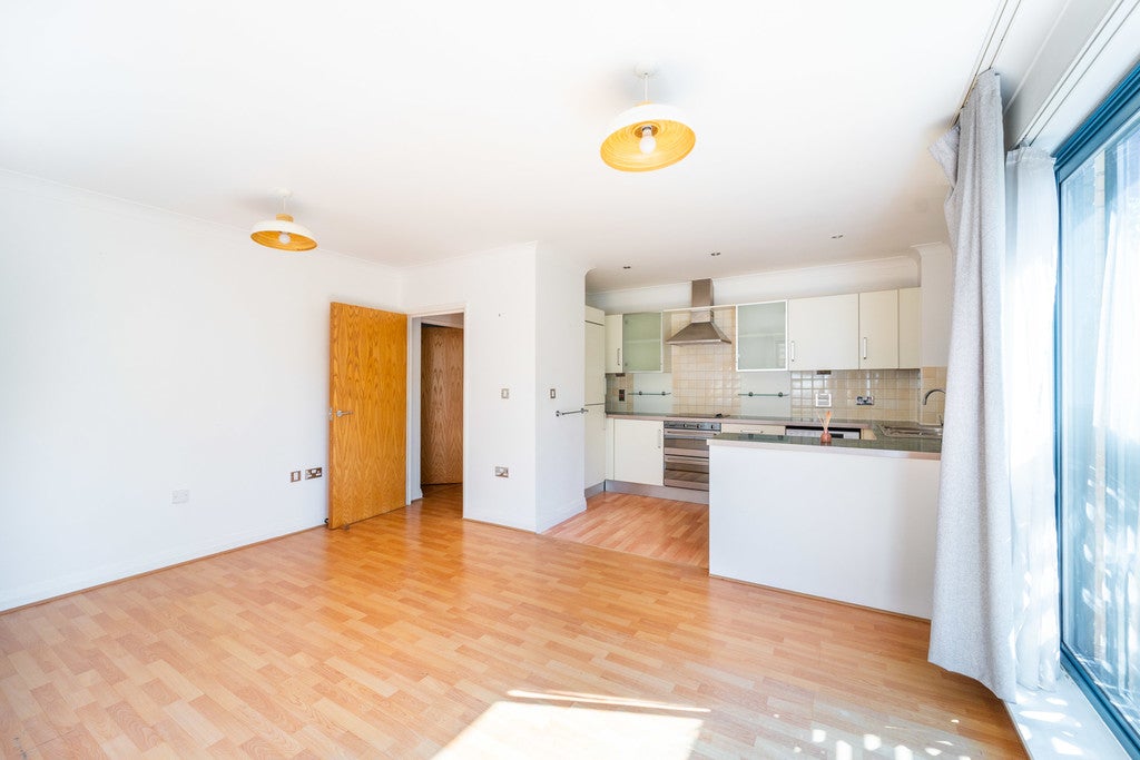 Flat Tottenham Lane in Greater London