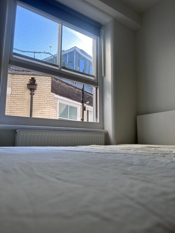 Room Newman Street in City of Westminster