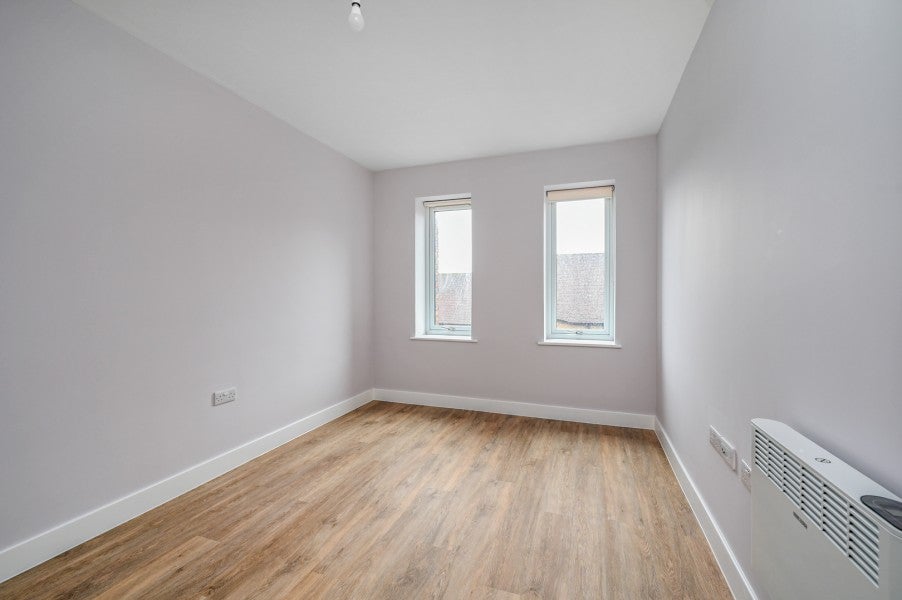 Flat London Road in Surrey Heath