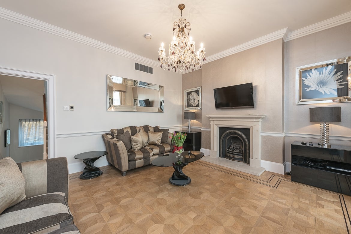 Flat George Street in City of Westminster