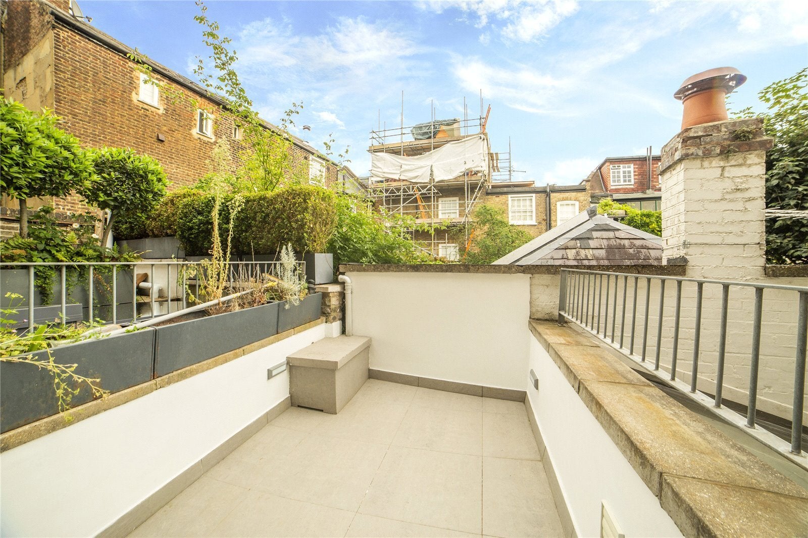 House New End in Greater London