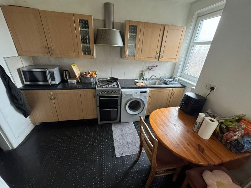 Room Gorgie Road in City of Edinburgh